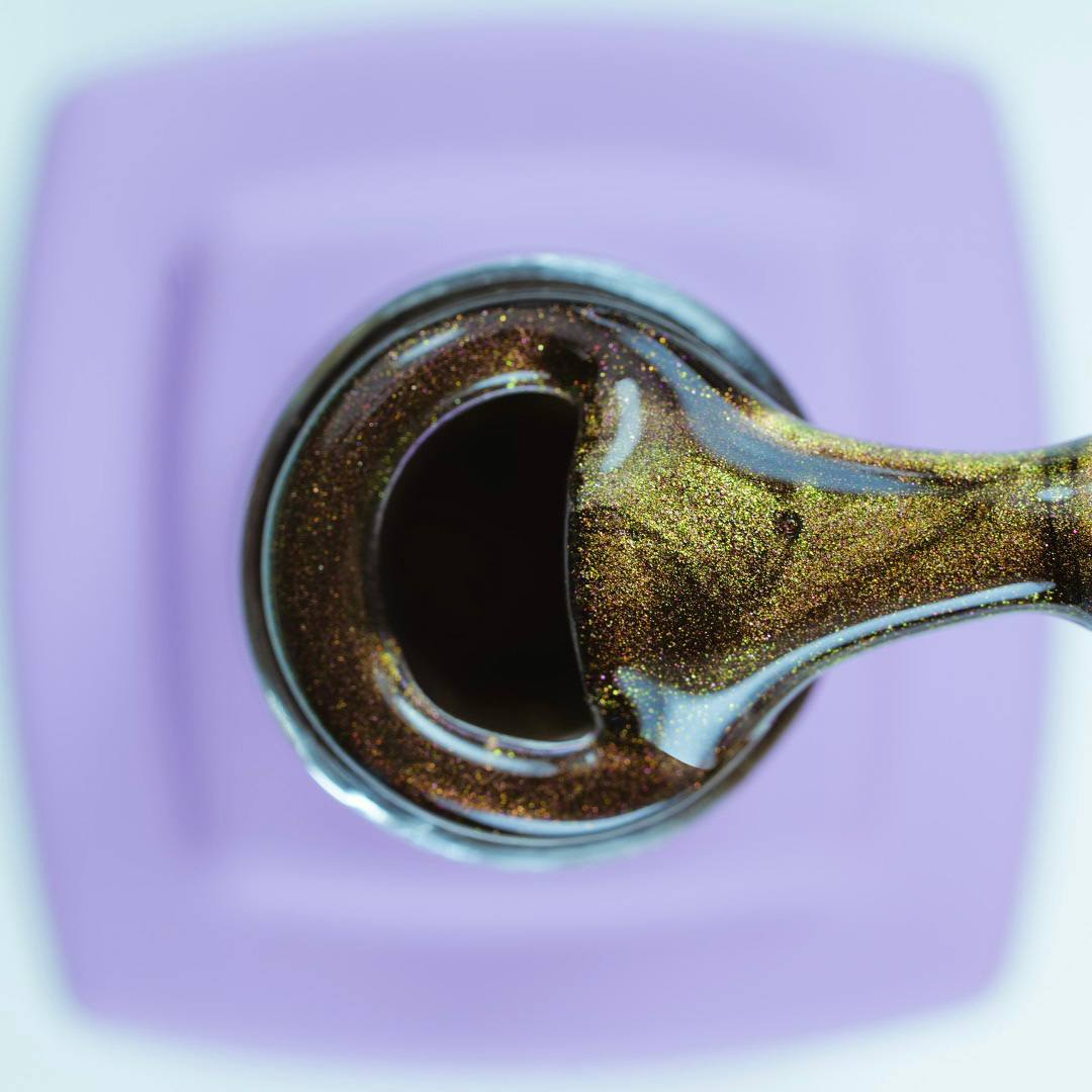 Kalıcı oje CAT EYE (Kedi gözü) No:6  12 ml